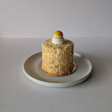 Load image into Gallery viewer, *LIMITED EDITION Christmas Mini Cake Box (Box of 4)