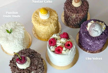 Load image into Gallery viewer, *LIMITED EDITION Christmas Mini Cake Box (Box of 4)