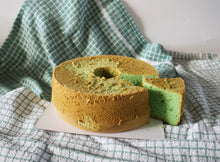 Load image into Gallery viewer, Pandan Chiffon Cake
