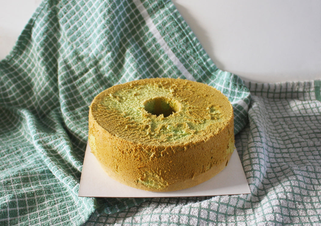 Pandan Chiffon Cake